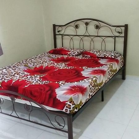 Homestay Mimie Gemas 외부 사진